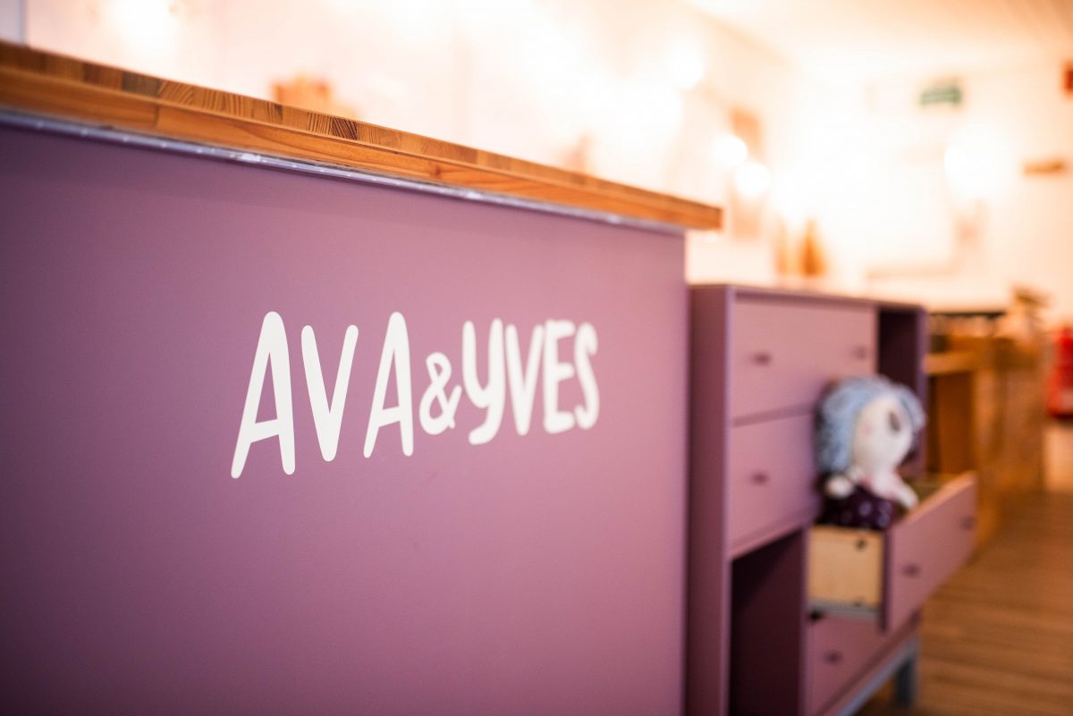 ava&yves
