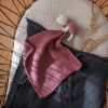 7274cuddleclothturtledarkrose  Avayves Feine Papeterie Und Geschenke Für Babys Und Kids Kuscheltuch Schildkröte Strick
